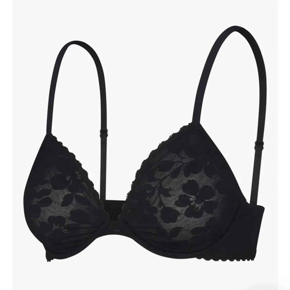 NWT Savage X Fenty Lavish Lace Unlined Plunge Bra Black Caviar 36 DDD - Picture 6 of 7